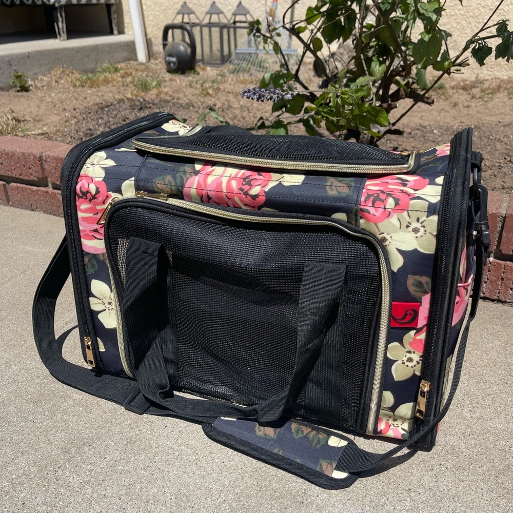 Pet Carrier, Travel Bag, Vet Crate